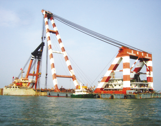 天津港沉船打捞