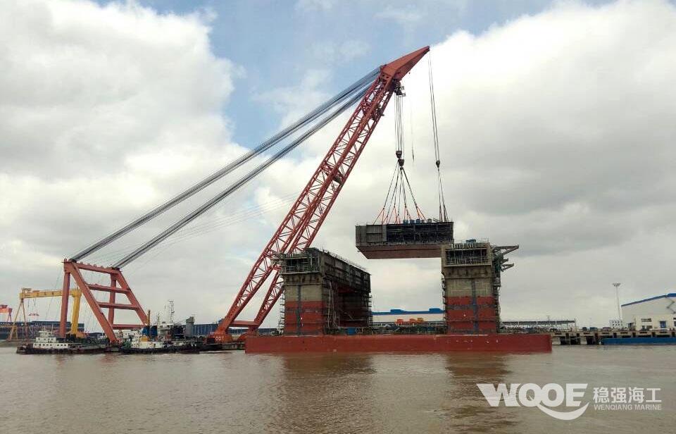 “安讯2号”海工模块吊装